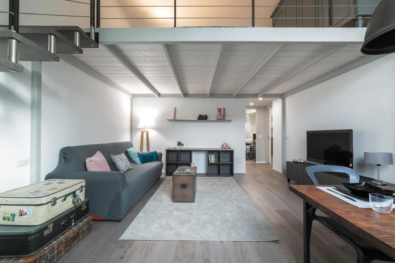 דירות מילאנו La Pampa New & Fully Refurbished Apt מראה חיצוני תמונה