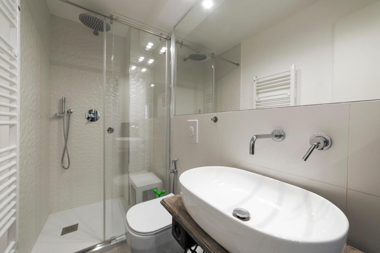 דירות מילאנו La Pampa New & Fully Refurbished Apt מראה חיצוני תמונה